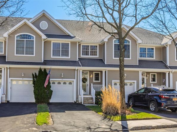 86 Brianna Drive, East Setauket NY 11733
