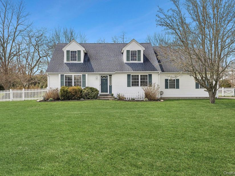 240 Lisa Drive, Southold NY 11971
