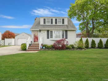 55 Westwood Avenue