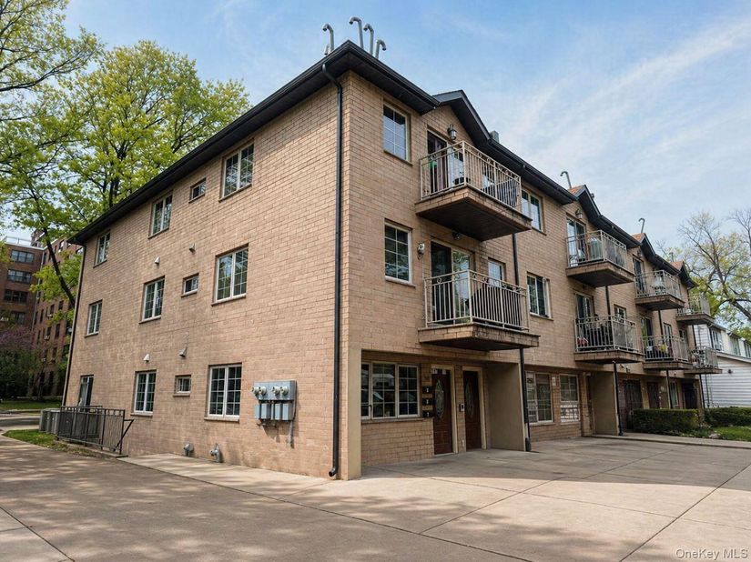 157-18 65th Avenue, Fresh Meadows NY 11367