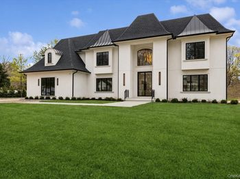 3 Wedgewood Drive