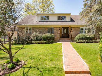 7 Elliot Road