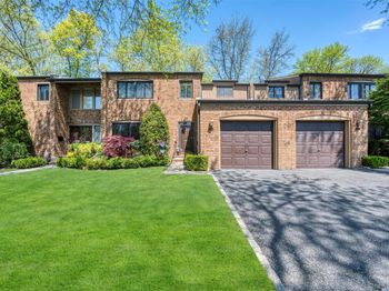 25 Windsor Gate Drive
