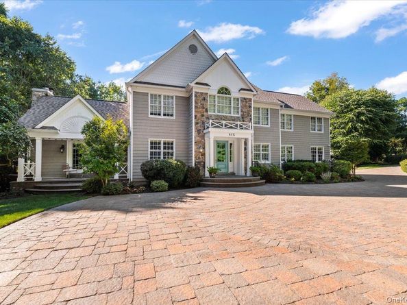 6 Maureen Drive, Mount Sinai NY 11766
