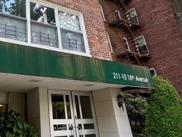 211-10 18th Avenue 6C, Bayside NY 11360
