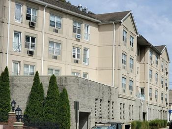 400 Mount Pleasant Avenue