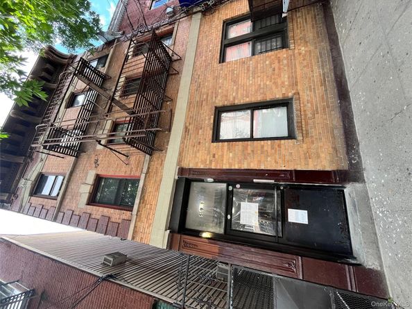 591 Van Nest Avenue, Bronx NY 10460