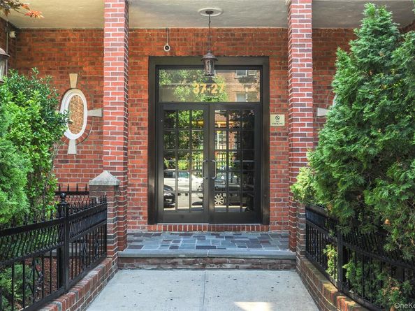 3727 86th Street 4G, Jackson Heights NY 11372