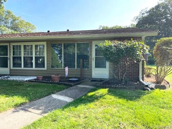 120 Exmore Court D, Ridge NY 11961