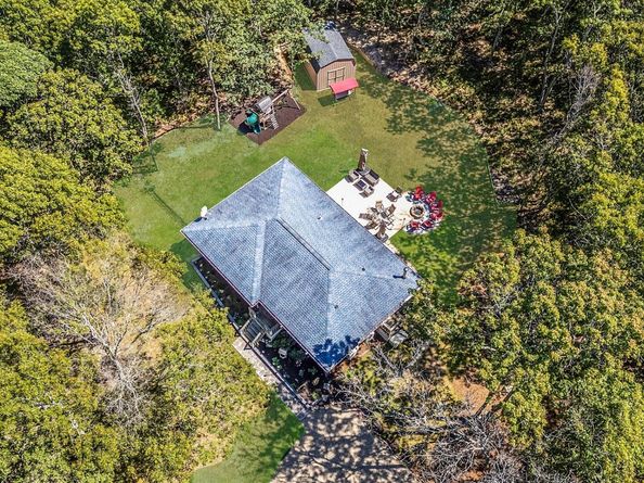 3 Emily Court, Hampton Bays NY 11946