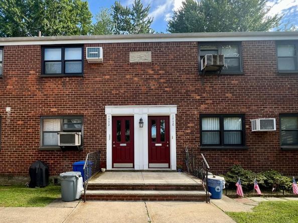 1772 166 Street Fl2, Whitestone NY 11357