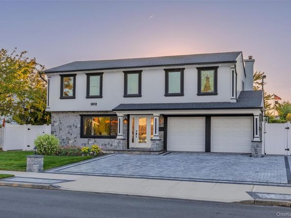 3012 Mandalay Beach Road, Wantagh NY 11793
