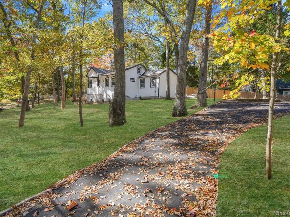 7 Rosedale Road, Sound Beach NY 11789