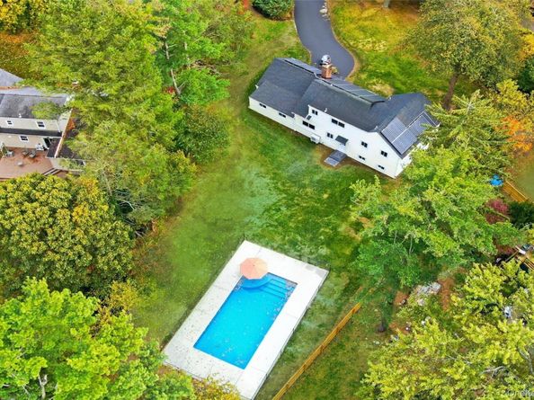 5 Ganna Lane, Huntington Station NY 11746