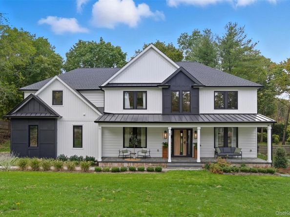 2 Overlook Drive, Mount Sinai NY 11766