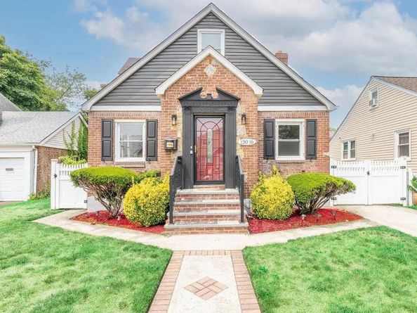 13016 232nd Street, Laurelton NY 11413