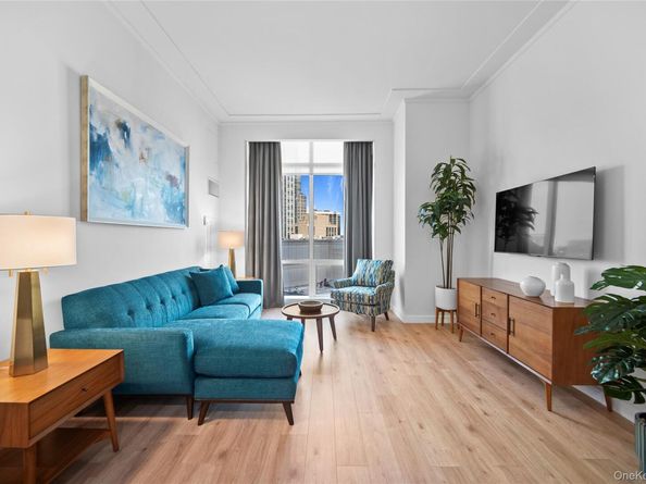 1 Renaissance Square 10C, White Plains NY 10601