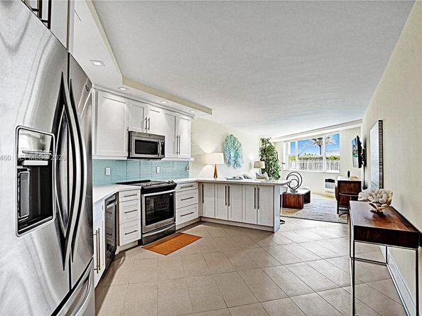 1936 S Ocean 21D, Hallandale Beach FL 33009