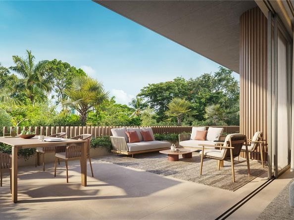 1880 Brickell Avenue 18, Miami FL 33129