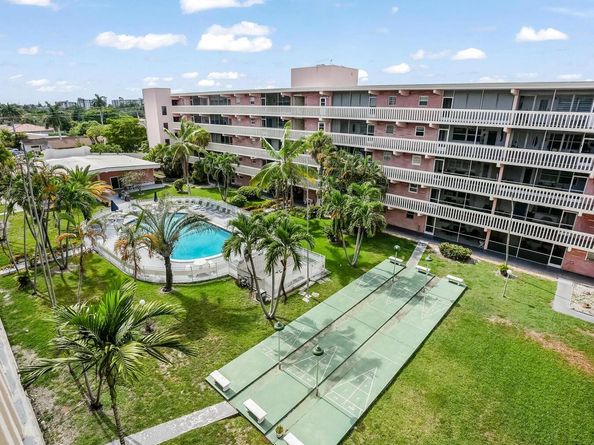 180 NE 12th Avenue 15E, Hallandale Beach FL 33009