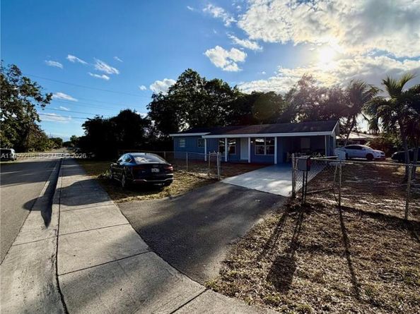 518 NW 47th Ct, Oakland Park FL 33309