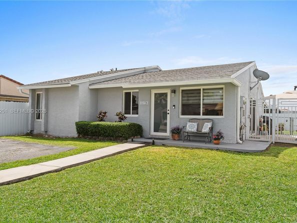 13226 NW 5th Ter, Miami FL 33182