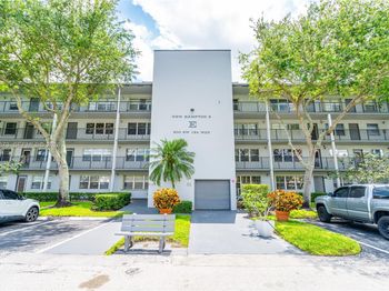 300 SW 134th Way