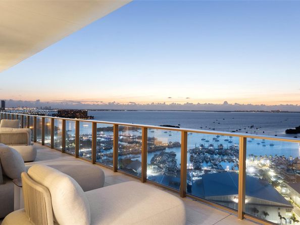 2655 S Bayshore Drive LPH, Coconut Grove FL 33133