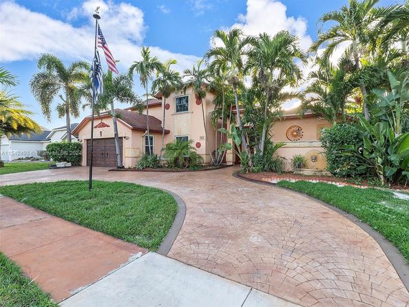 931 SW 150th Ave, Sunrise FL 33326