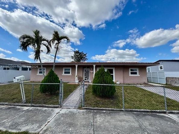 16832 NW 52nd Ave, Miami Gardens FL 33055