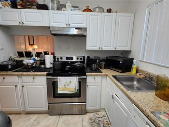 601 Cypress Lake Blvd