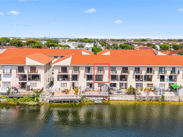 5580 W 26th Ct 209, Hialeah FL 33016