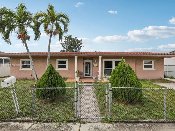 16832 NW 52nd Ave, Miami Gardens FL 33055