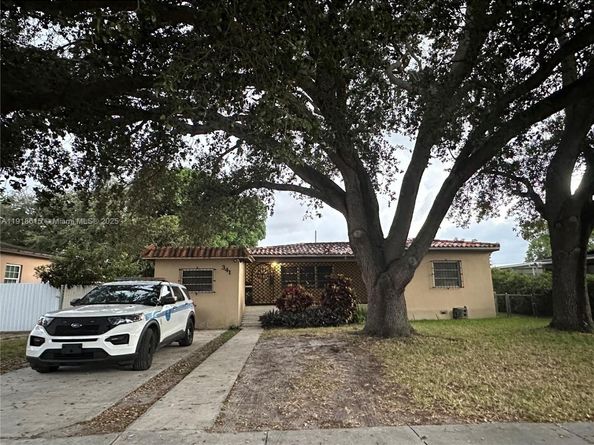 341 NW 147th St, Miami FL 33168