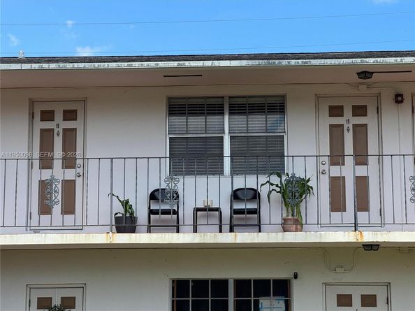 1825 Cleveland St 15, Hollywood FL 33020