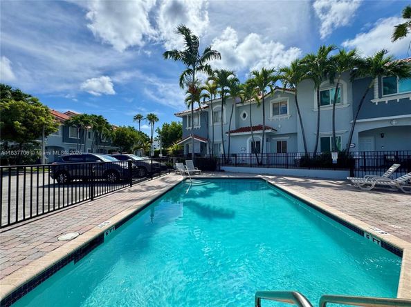 11667 NE 18th Dr 11667, North Miami FL 33181