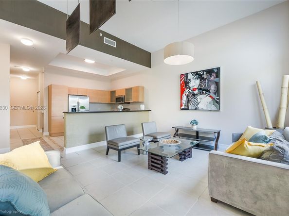 140 S Dixie Hwy TH101, Hollywood FL 33020