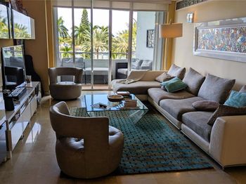 5161 Collins Ave