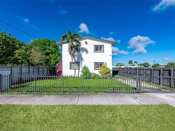 520 SW Krome Ter, Homestead FL 33030