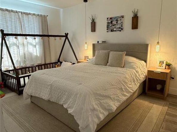 18812 NW 46th Ave, Miami Gardens FL 33055