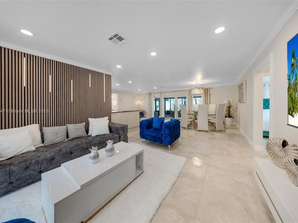 2115 NE 54th Ct, Fort Lauderdale FL 33308