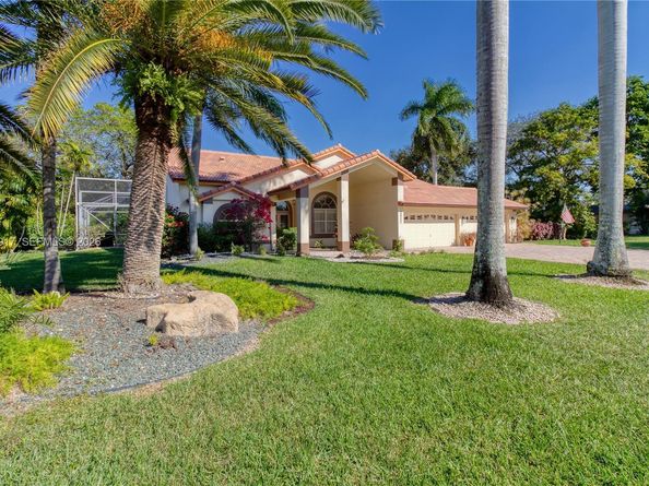 2531 NW 106th Ave, Coral Springs FL 33065