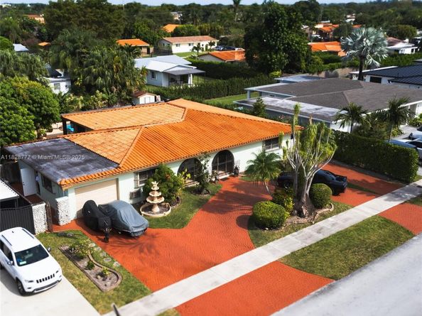 9601 SW 66th St, Miami FL 33173