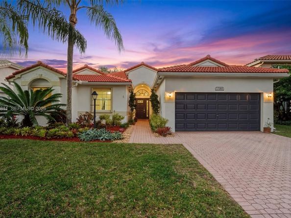 12783 NW 18th Mnr, Pembroke Pines FL 33028