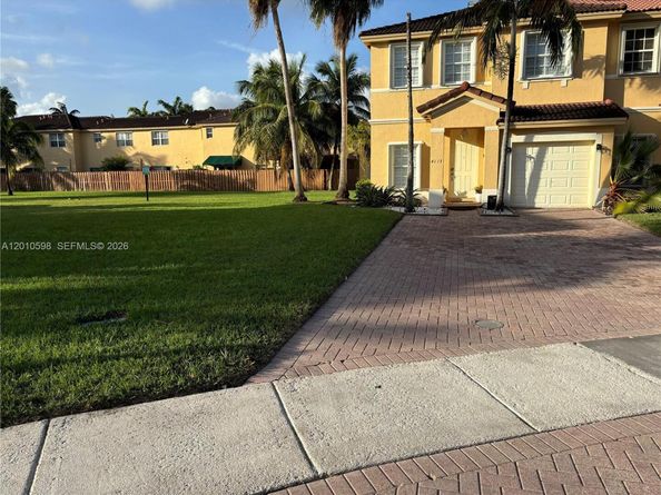 4117 NE 24th Dr, Homestead FL 33033