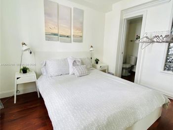 335 Ocean Dr