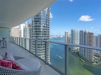 200 Biscayne Boulevard Way