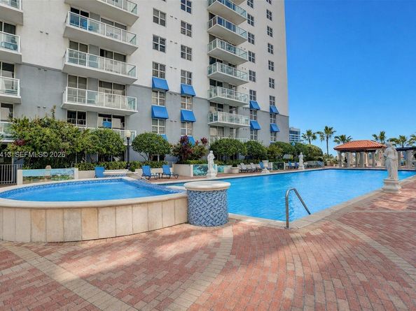 5077 NW 7th St 1217, Miami FL 33126