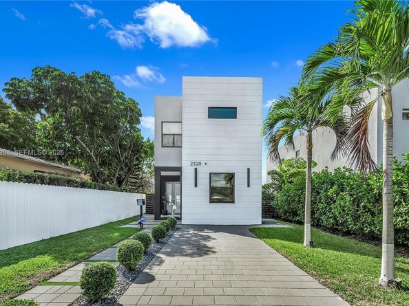 2320 SW 14th St, Miami FL 33145