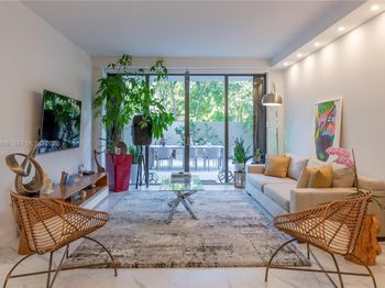151 Crandon Blvd